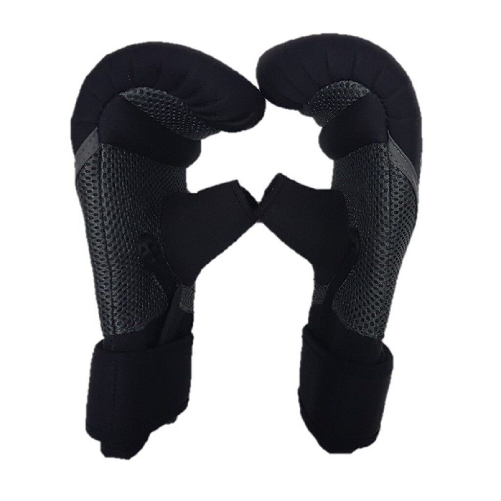 boxing-gloves-1-20220825081530-5986506